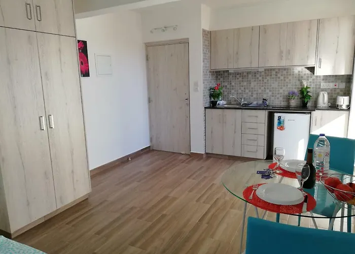 Chicos Apartament Ajia Napa