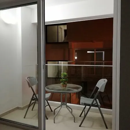 Chicos Apartament Ajia Napa