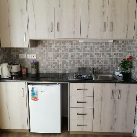 Apartament Chicos Ajia Napa