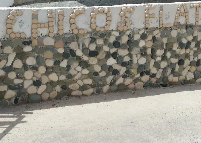 Chicos * Ayia Napa